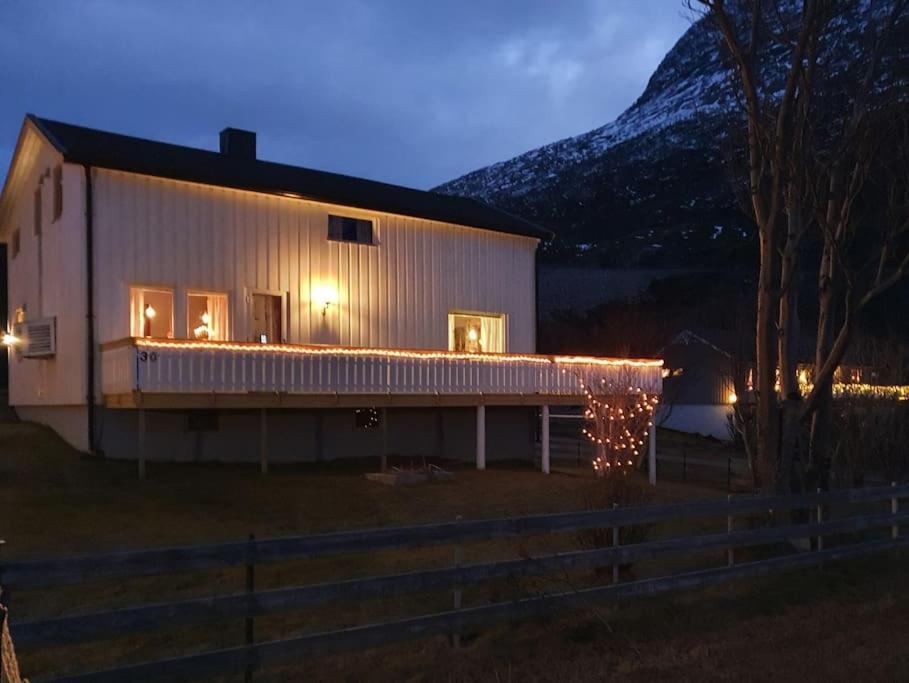 Grotfjord Villa Tromsø Buitenkant foto